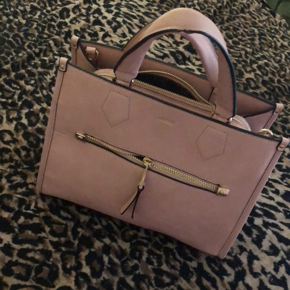 Pink purse never used